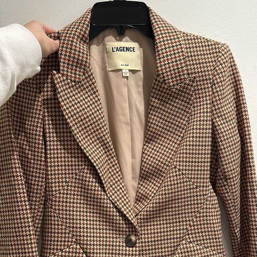 BRAND NEW- L'AGENCE Women's Houndstooth Blazer - Brown